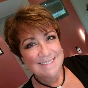 Meet your Posher, Renee